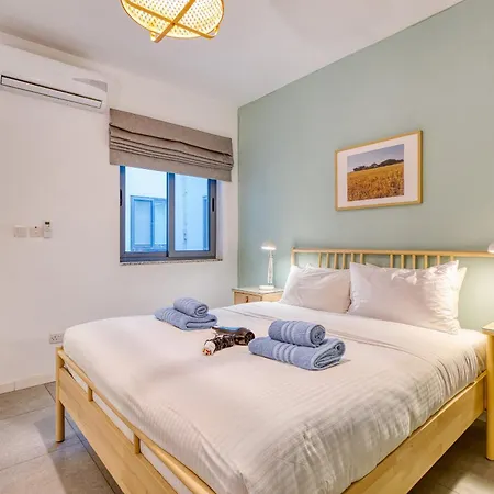 Апартаменты Bright & Cozy 3-bedroom Acal1-1 *